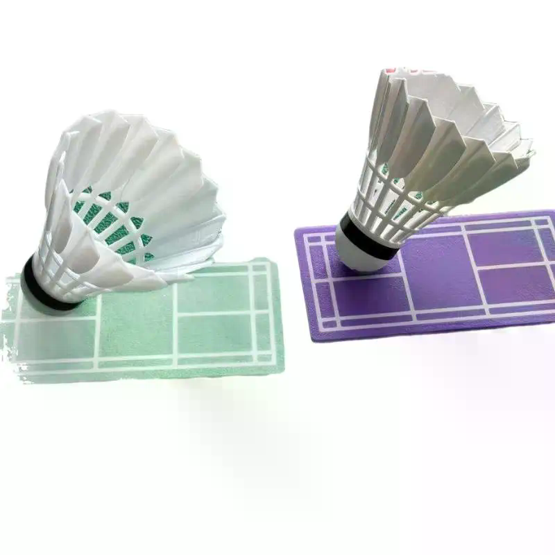 Roterende badminton auto-ornam - Badminton Shuttlecock recensie en prijs